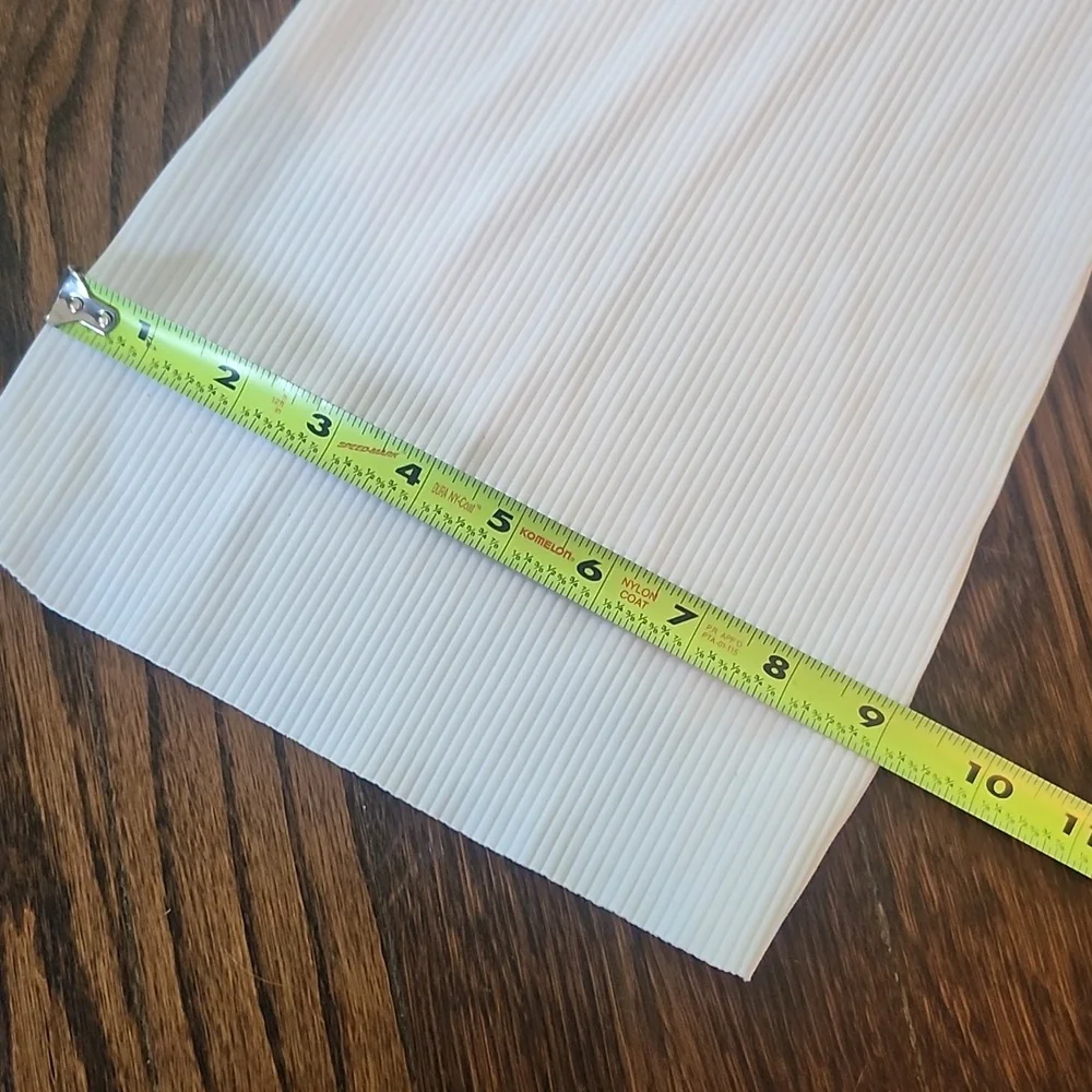 Carbon38 White Flare Boot Cut Leggings - Picture 5 of 8